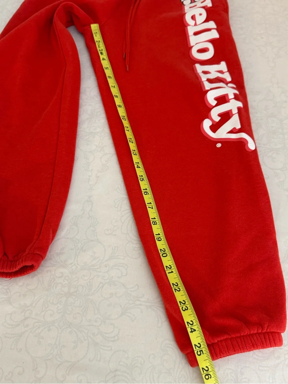 Hello Kitty by Sanrio Red Jogger Sweatpants Size Medium
